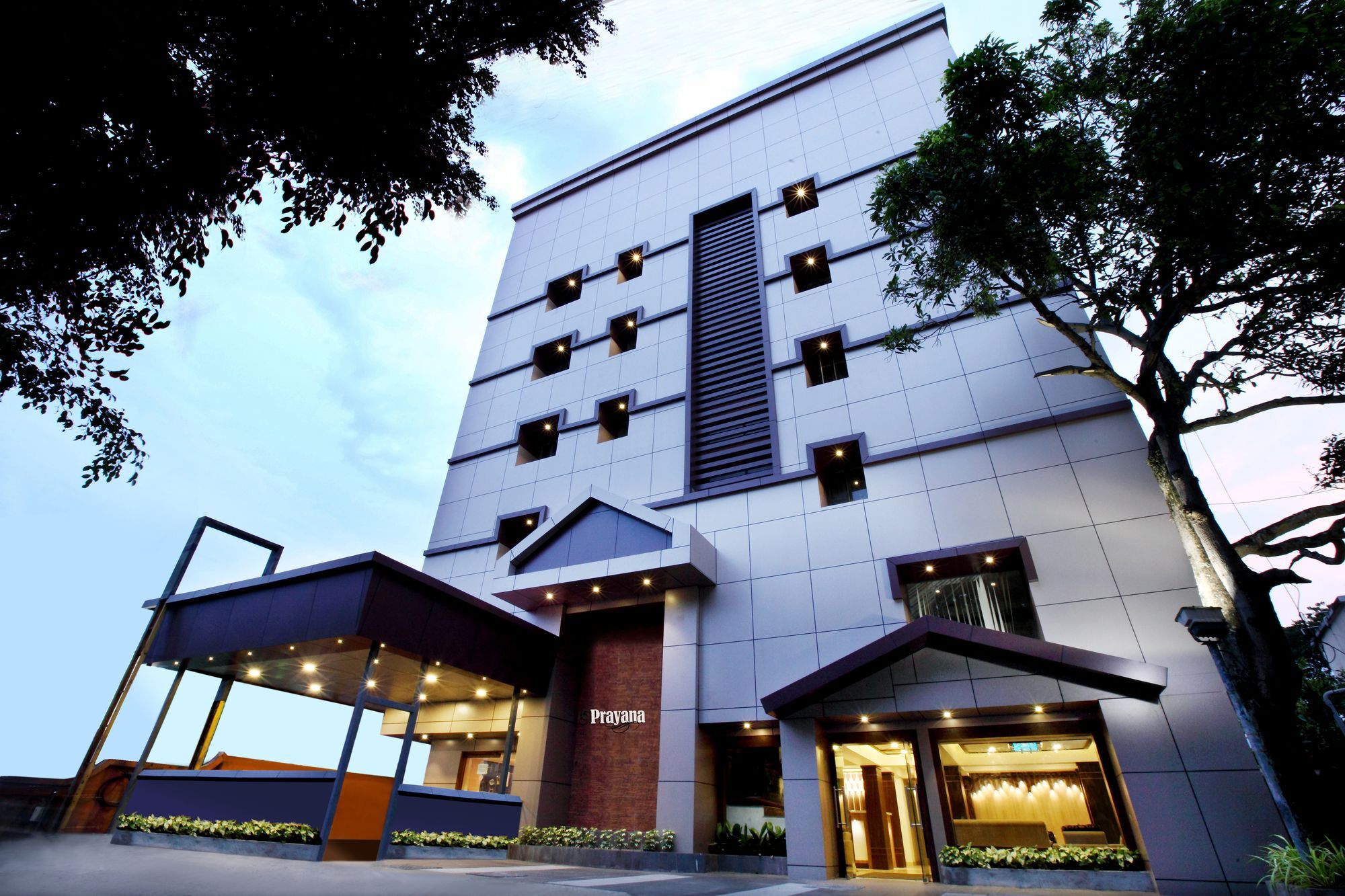 Prayana Hotels Kochi Exterior foto